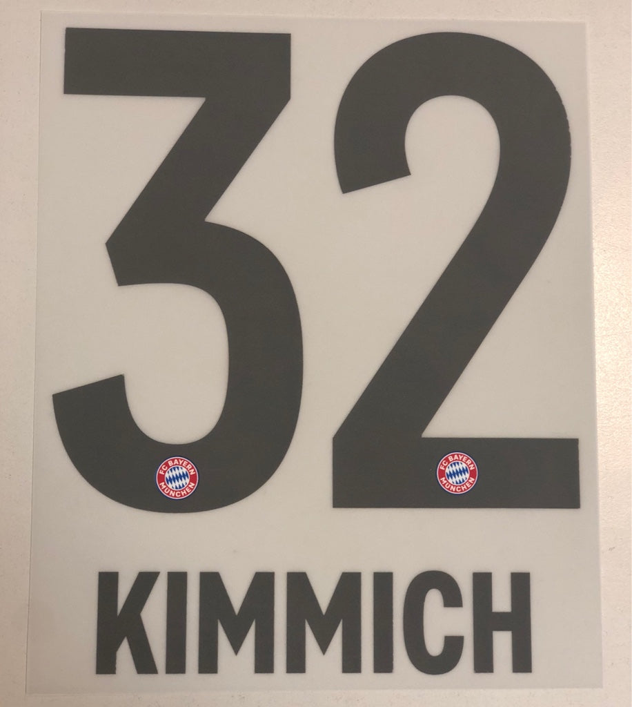 Original FC Bayern München Trikot-Flock 17cm - KIMMICH 32