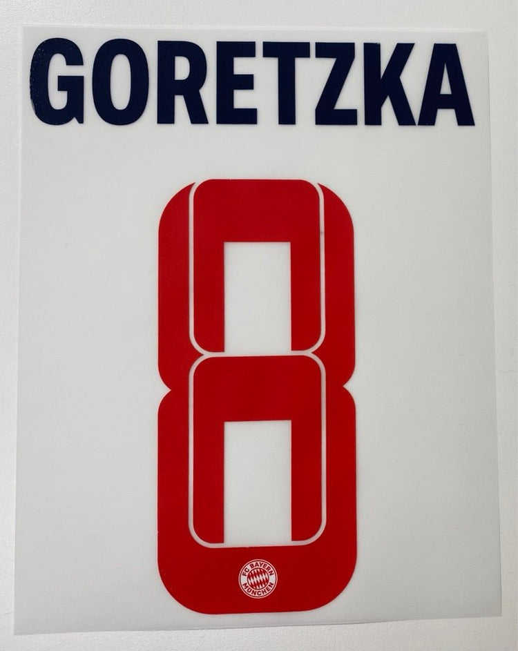 Original FC Bayern München Trikot - Flock 23cm - GORETZKA 8 - sportiger.de