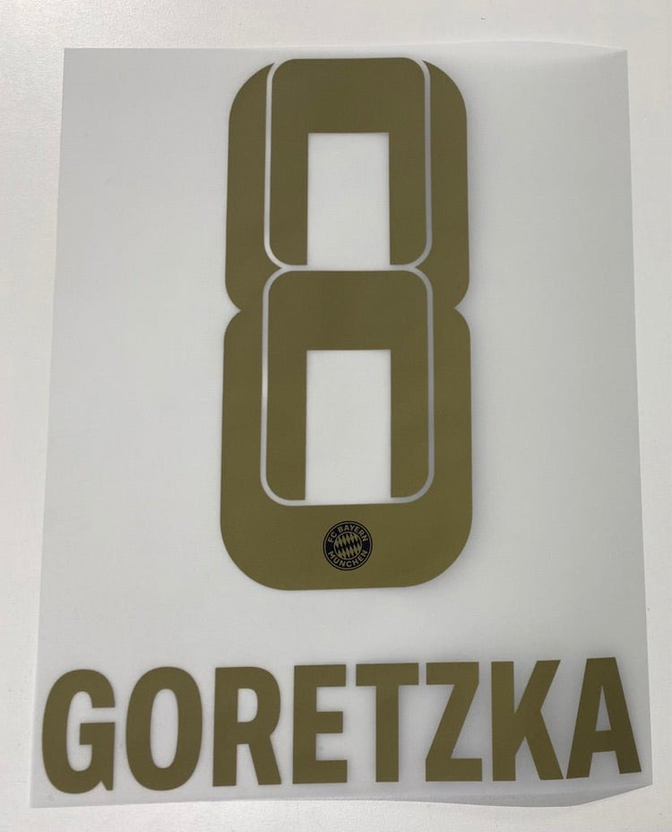Original FC Bayern München Trikot - Flock 23cm - GORETZKA 8 - sportiger.de