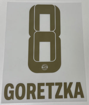 Original FC Bayern München Trikot - Flock 23cm - GORETZKA 8 - sportiger.de